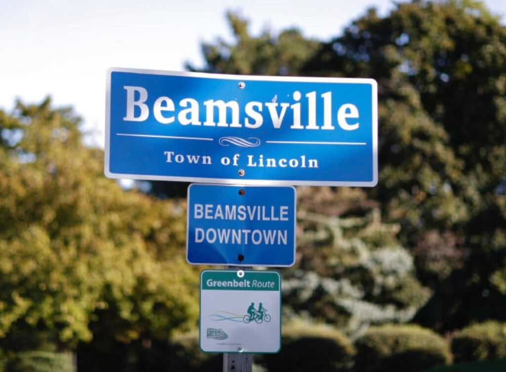 Beamsville Ontario Welcome Sign